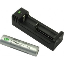 Зарядное устройство GP L1111865026FPE-2CRFB1 + 1 аккумулятор 18650 2600mAh