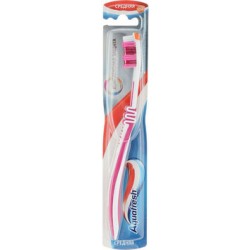 Зубная щётка Aquafresh 3-Way Head средняя Pink